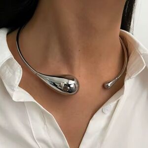 Chunky Water Drop Open Choker Necklace for Women with Metal Coating